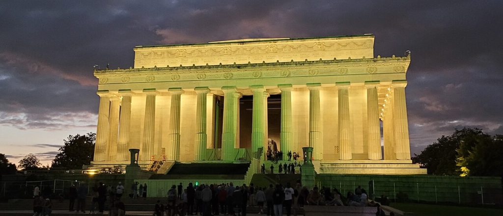 Chamber hidden beneath iconic U.S. landmark finally opens after 100 years Chamber hidden beneath iconic U.S. landmark finally opens after 100 years