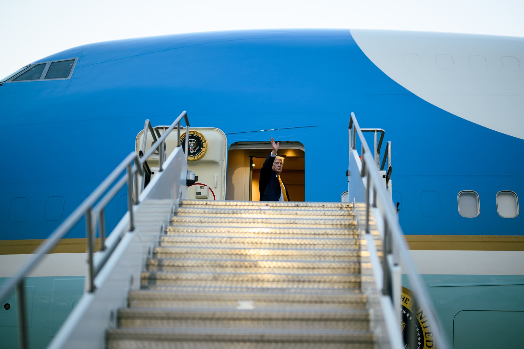 Airport Renamed After Trump – Trump Responds 0ce k