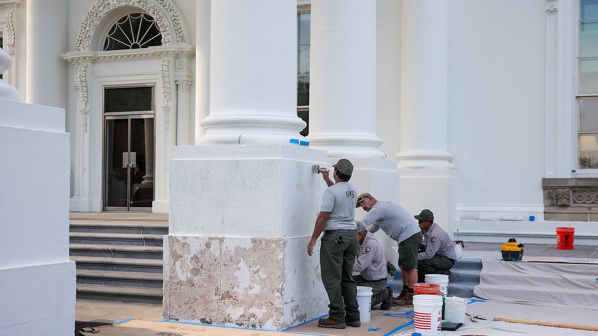 Trump's rushed White House 'restoration' works mask a far more sinister and top-secret real purpose... as shock threat emerges at his own front door 110168851 0 image m 13 1784672190418 2