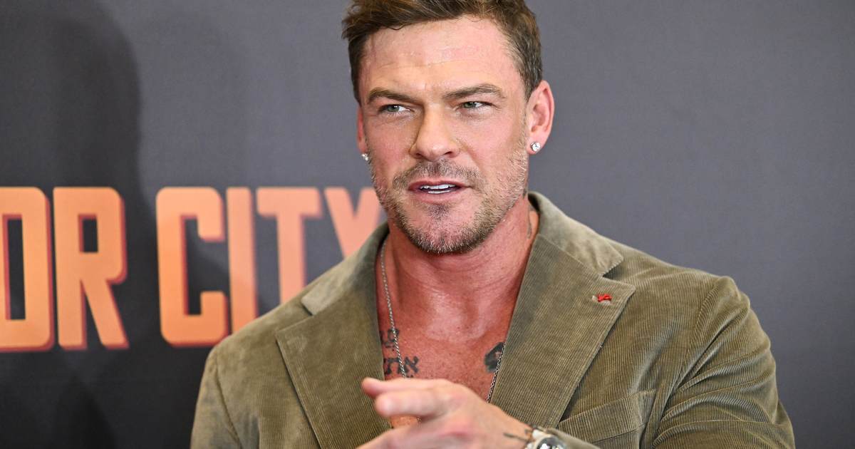 'Reacher' Actor and the Stench of a Double Standard 651a0a 1200x630 1