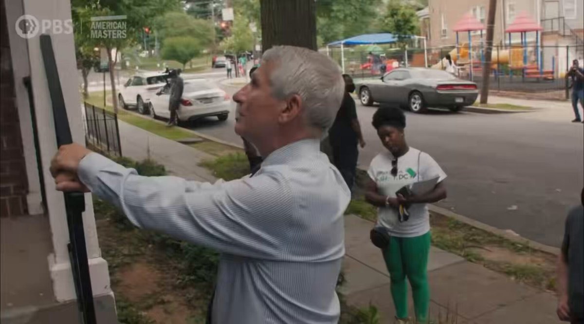 Flashback Video: Patriot who DEMOLISHED Fauci when he showed up on his doorstep trying to force him to get the vax… NTmASRMeqSu87MPK