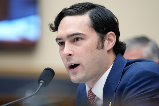 Rep. Gill, Sen. Banks Introduce Act to Correct Birthright Citizenship Scam Rep. Gill Sen. Banks Introduce Act to Correct Birthright Citizenship Scam