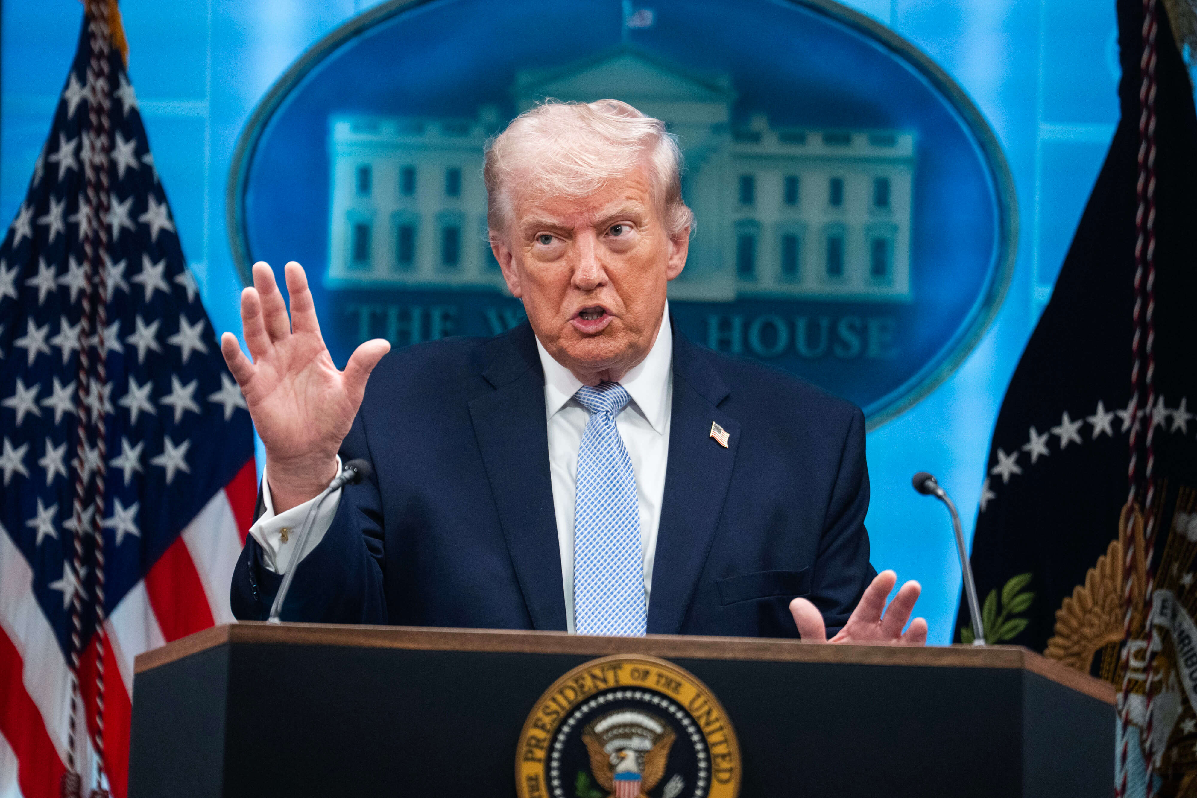 Trump Vows to Bomb One Iranian Bridge or Power Plant for Every Ship Targeted in Strait of Hormuz Trump040620262 4000x2667 4