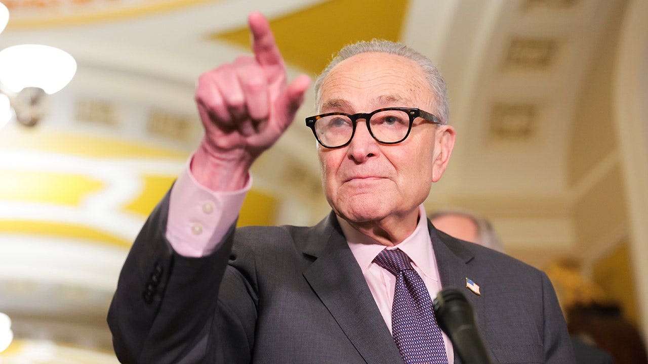 Schumer dodges question on whether DSA belongs in Democratic Party chuck schumer june 2 2026