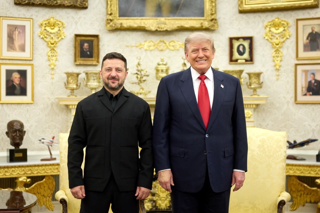 Trump ‘Not Sure’ About Providing Ukraine With Ability to Make Patriot Missiles id6068656 Trump meets Zelenskyy 1