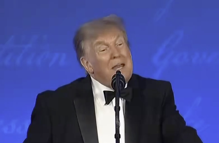 Trump’s Joke Sends Press Into Laughter At WHCA Dinner trump 1