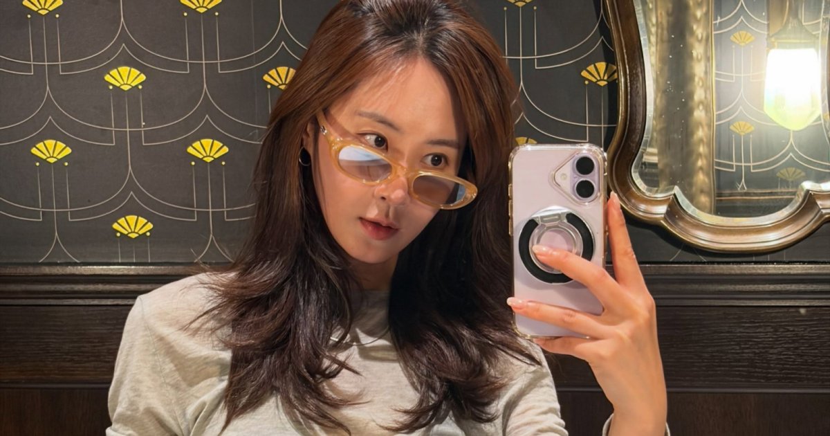 Girls' Generation's Yuri Leaves SM Entertainment After 19 Years, Will Continue Group Activities yuri