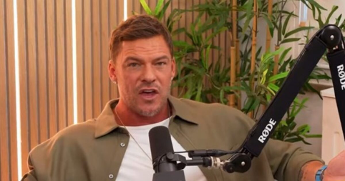 ‘Reacher’ actor Alan Ritchson goes off on Trump in unhinged Epstein rant ‘Reacher actor Alan Ritchson goes off on Trump in unhinged Epstein rant