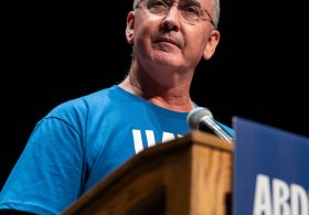 Clashes Cloud Shawn Fain’s Re-election Bid at U.A.W.