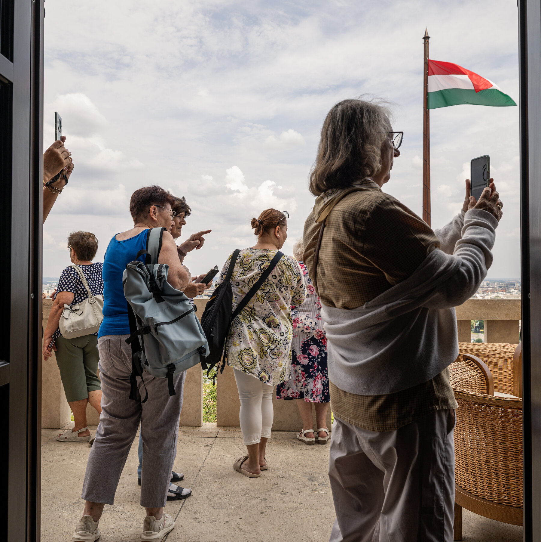 Orban’s Office, Thrown Open, Is Not the Den Hungarians Expected 00int hungary dispatch 03 lhwk mediumSquareAt3X