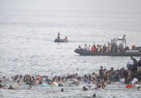 Spain fires back at Italy over entry checks