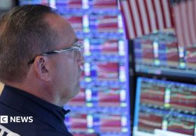 Warning signs flash on US economy as debt spirals