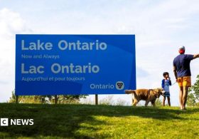 Canada installs large Lake Ontario sign in latest jab at US