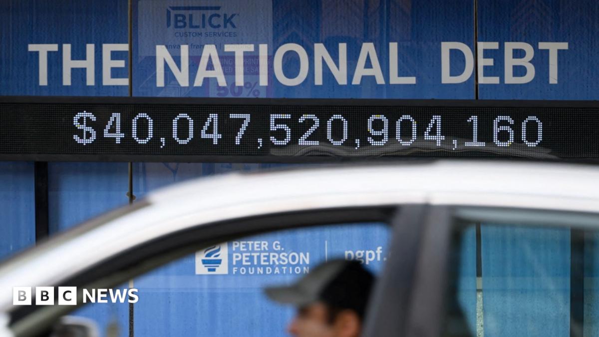 How does the US national debt affect consumers around the world? 1 b109 879e35c24276 6