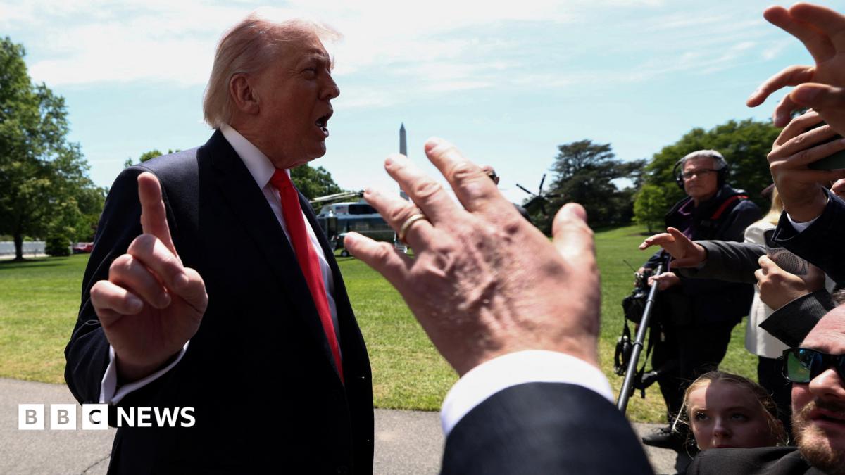 'Quiet, quiet, quiet!' - What triggers Trump to shut down reporters? 1 b2b6 cb5bce61ac4a