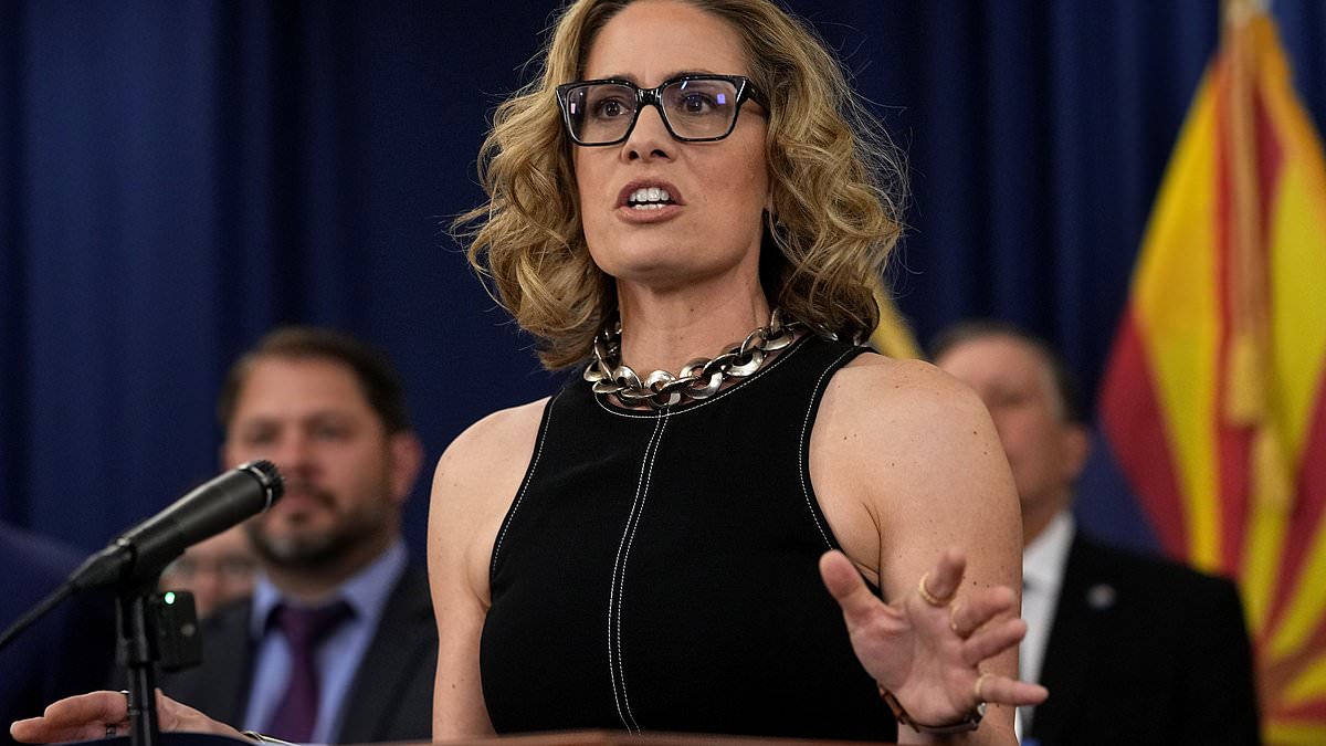 Ex-Senator Kyrsten Sinema prepares to testify against bodyguard boyfriend's ex-WIFE with thousands on the line in 'homewrecker' lawsuit 110459081 0 image a 28 1786021903440
