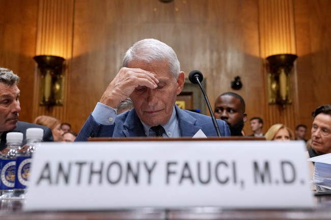These Newly Released Texts Prove What a Monster Fauci Really Is 2 b4e3 41e9 b2b7 73476eca12c9 7