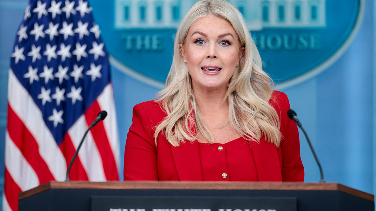 Trump Confirms Karoline Leavitt’s White House Departure 2026 08 12T195125Z 2 LYNXMPEM7B1I8 RTROPTP 4 USA TRUMP