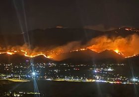 Reno under threat as tens of thousands evacuated with Nevada hell fire raging