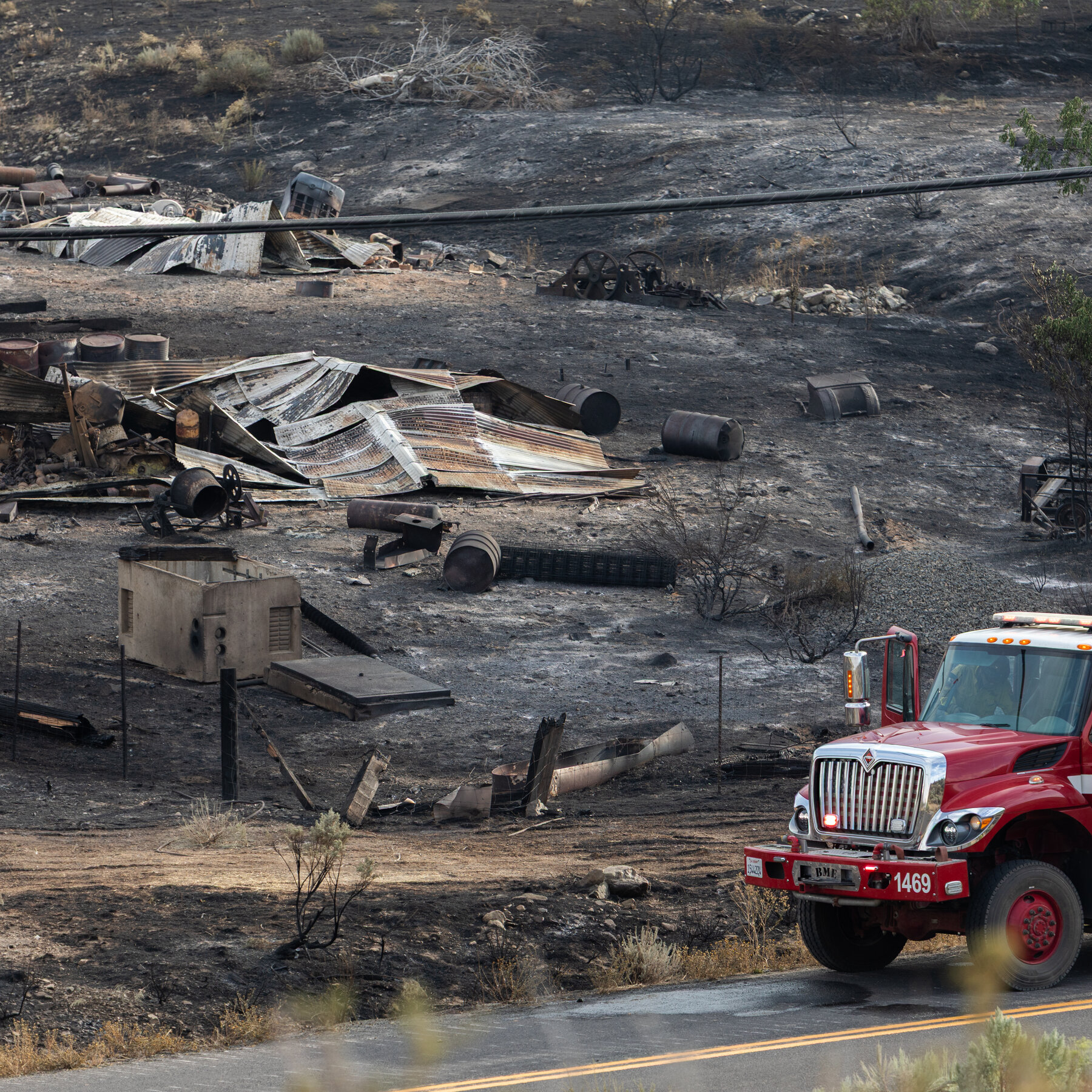 Firefighters Grapple With Nevada Blaze That Drove Thousands From Homes 24nat reno zmck mediumSquareAt3X