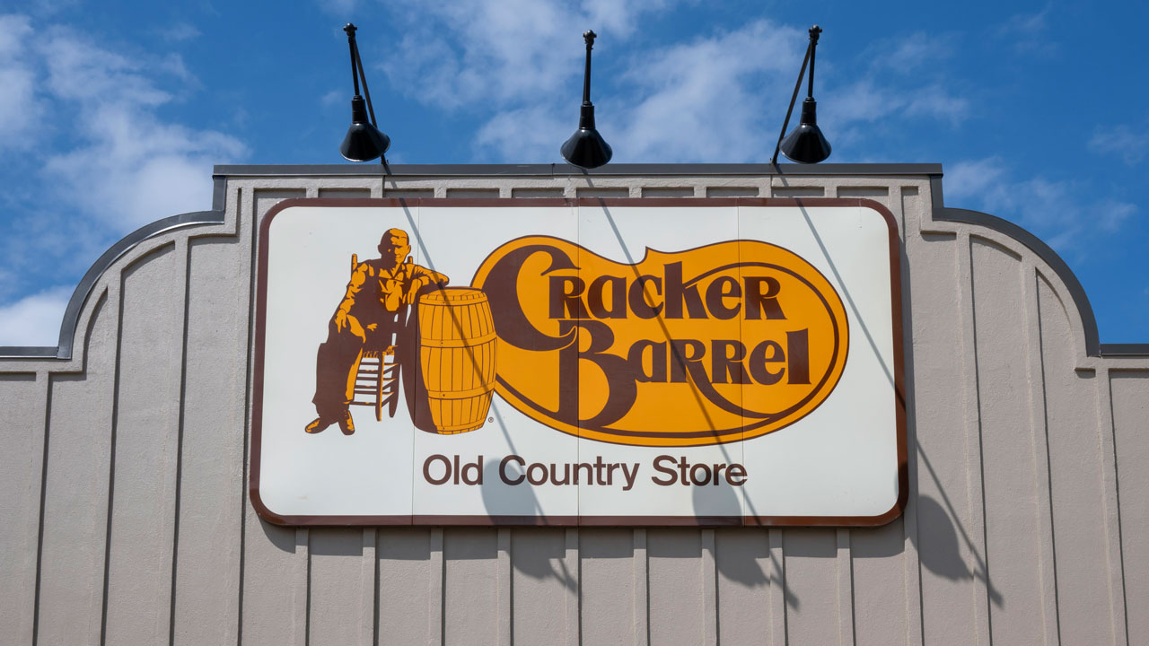 Cracker Barrel Helps Itself to Humble Pie After Catastrophic CEO 260821 crackerbarrell