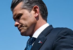 Hegseth’s Army Purge, and Polling Chaos in the Midterms
