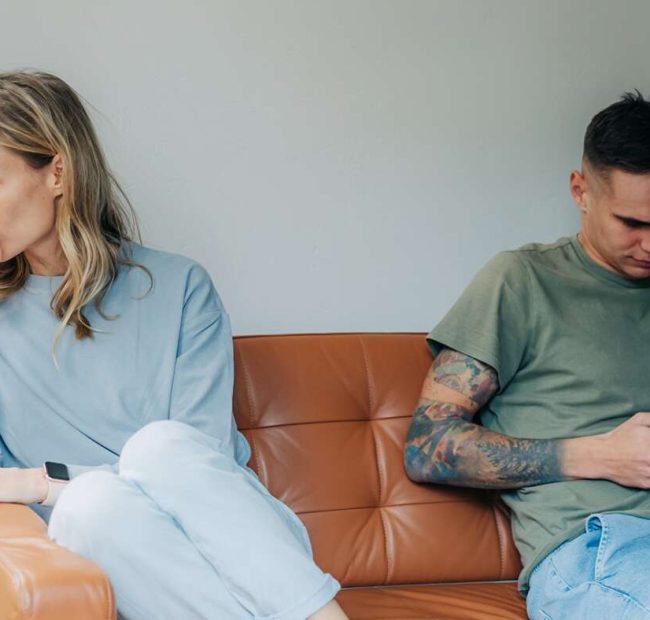 12 Clear Signs Your Husband Doesn’t Love You Anymore