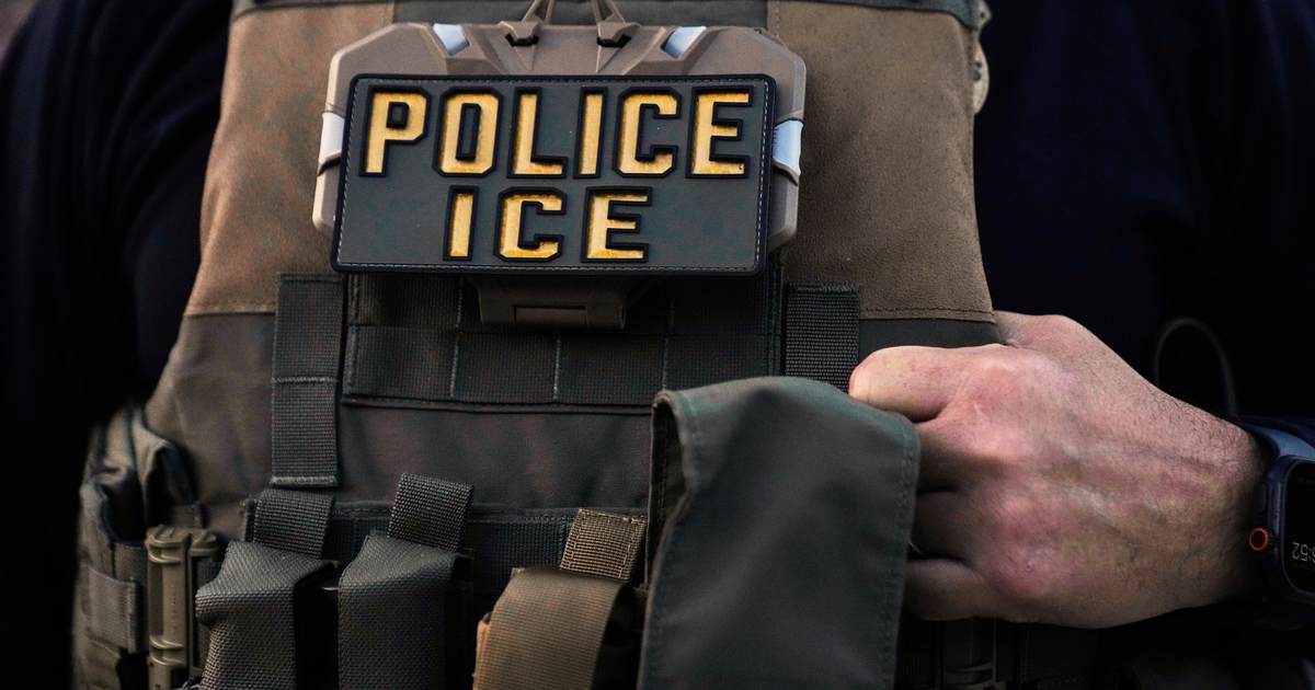 This Mexican Illegal Just Found Out the Hard Way Why She Shouldn’t Mess With ICE Agents 3086a1533 1200x630 2