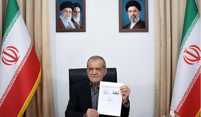 Iran's President Claims Position of Strength, Urges End to US Conflict 318323b 3