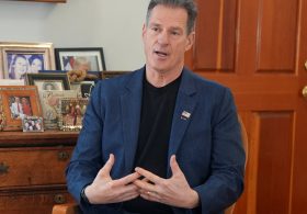 Scott Brown Was a GOP Star. Will It Matter in the New Hampshire Senate Race?