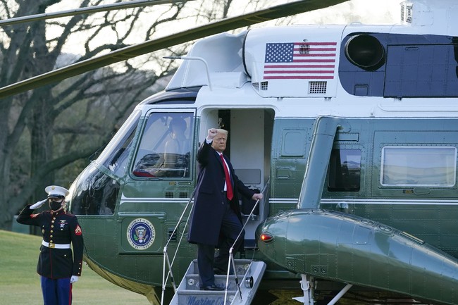 Helicopter Carrying Trump Almost Had a Huge Problem in D.C. Airspace 34d75