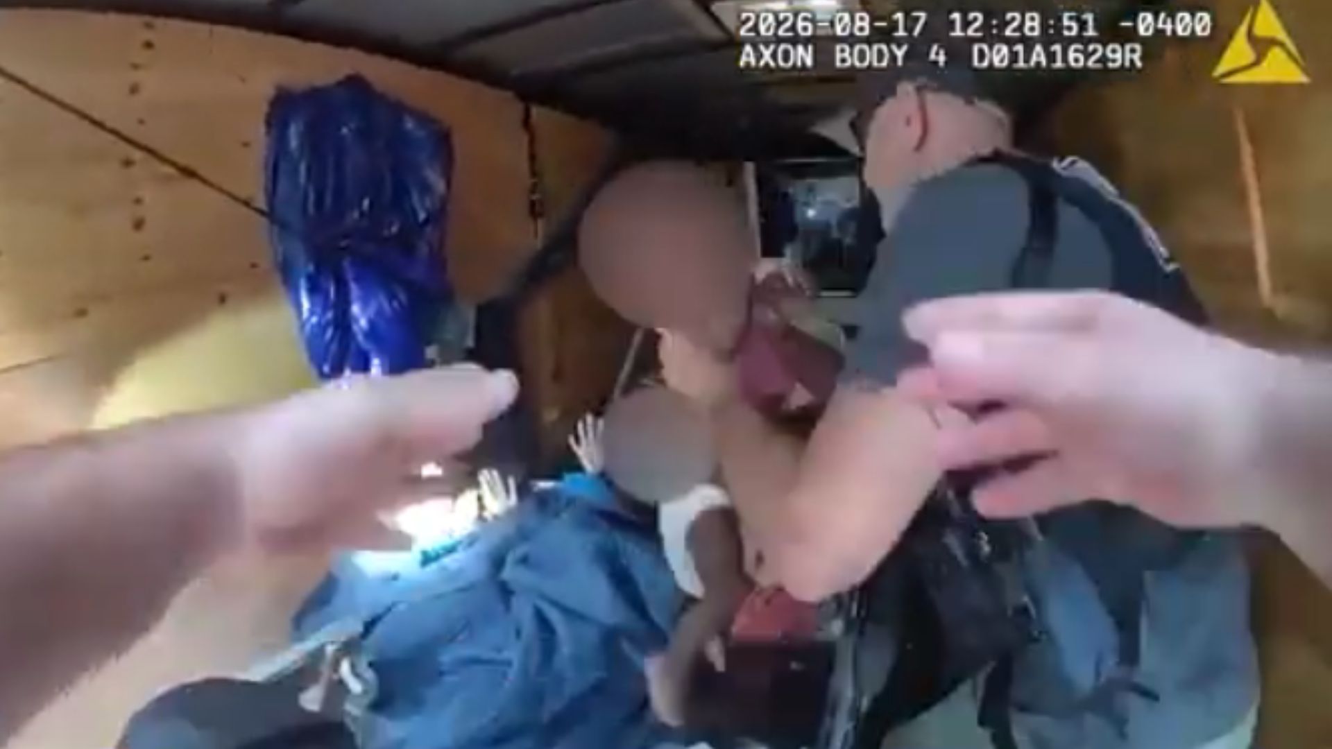 Atlanta Horror: Bodycam Shows Cops Rescuing Two Little Girls From Stifling Tow Trailer 3aa7ae
