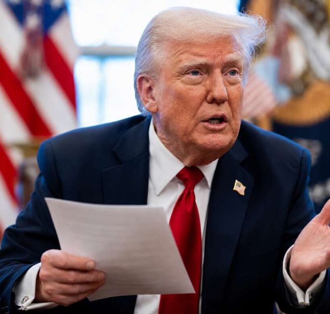 ‘How Do You Spell Gazongas?’ Asks Trump While Drafting Up Job Posting For New Press Secretary