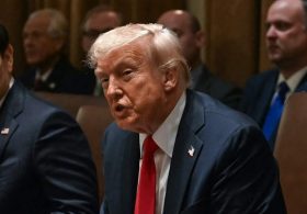 Trump threatens to make Strait of Hormuz US territory