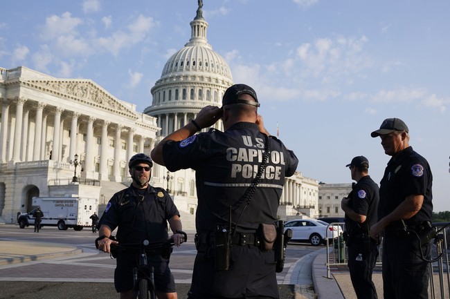 Capitol Police Find a Guillotine in a Pickup Truck — That's Not Even the Weirdest Part of the Story 4b15