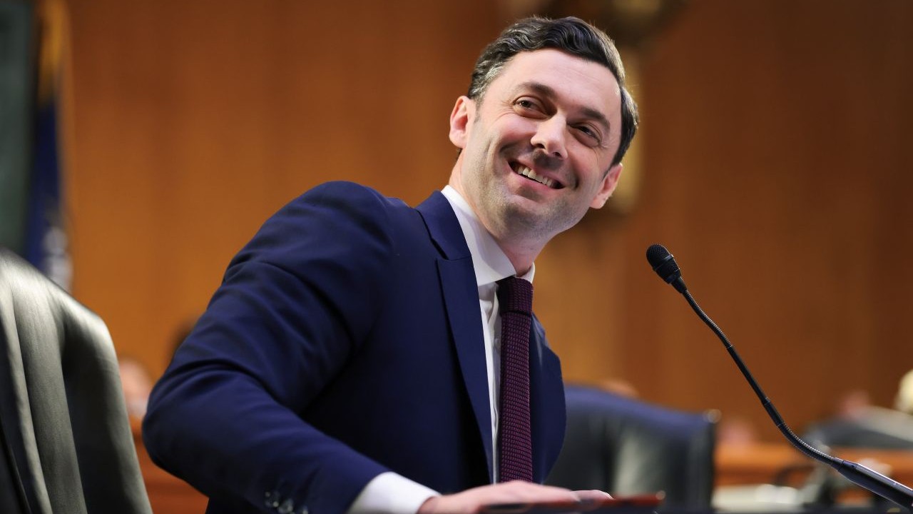 Jon Ossoff’s $3,000 Makeup—What Do Georgians Think? 5 5