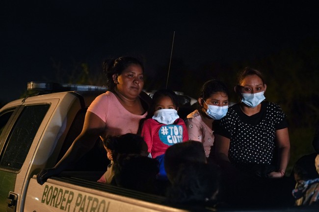 Media Milks ICE Detainment of a 'Nursing Mom Ripped' From Her Baby, but There's More to the Story 5593 46a7 903a 574db8c1a20c