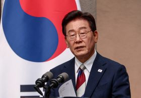 South Korea proposes dialogue to end war with North Korea