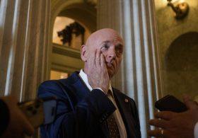 Vets BODY Mark Kelly for BS’ing About ‘Grandma’ Calling Him About Her POOR Grandson on USS Lincoln