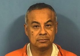 Third-grade teacher charged with sexually assaulting students and aggravated battery