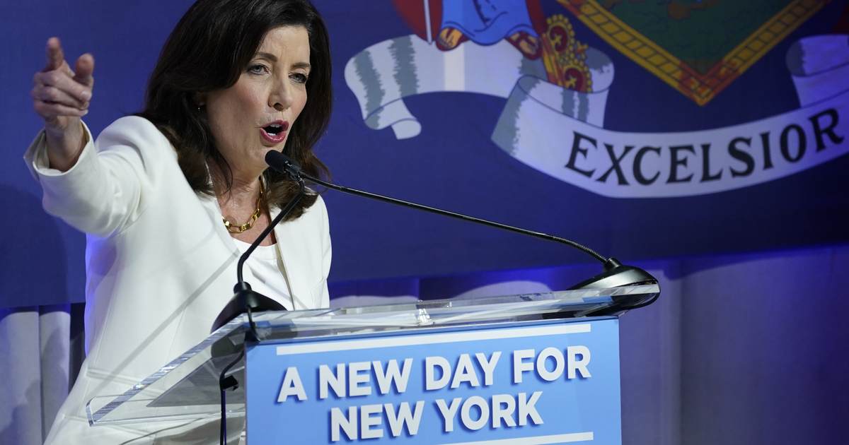 NY Gov. Hochul Ditches 'Feminist' Routine to Don Hijab for Muslim Men 64 1200x630 1