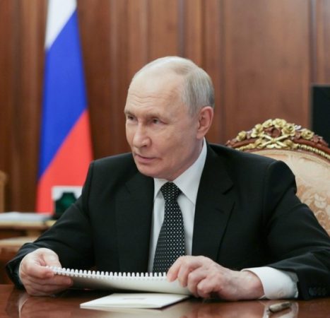 Putin signs crypto bill