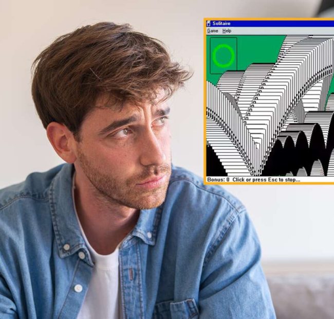 40-Year-Old Man Still Chasing High Of Seeing Cards Bounce Around Screen After Winning Solitaire