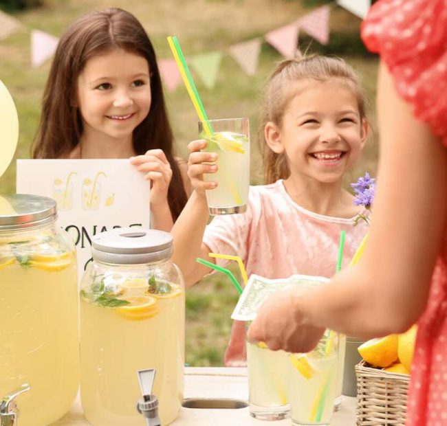 Faith In Humanity Instantly Restored By Kids’ Lemonade Stand