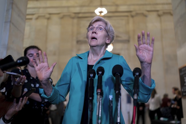 Elizabeth Warren Does a Rake Stomp While Complaining About 'Landlords Jacking Up the Rent' 916b9091 7dbb 451c b013 2a937cb42119