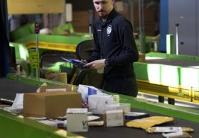 Court backs Trump on rescinding de minimis tariff exemption