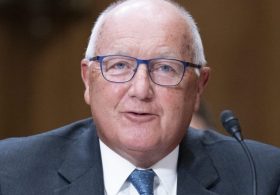 Thousands sign petition calling for expulsion of US ambassador to Canada