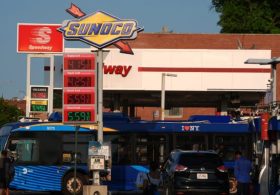 New York gas station customers dance ‘for a deal’: Joe Concha