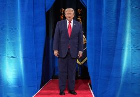 Live updates: Trump promotes economic agenda in Las Vegas; El-Sayed rocks Michigan with primary win