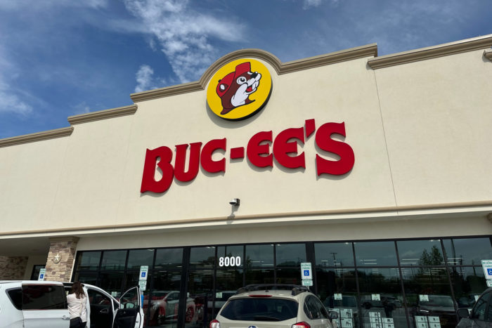 Buc-ee’s Chain Draws Outcry in Ohio for Launching Fight Over a Mini.mart’s Beaver Logo AP26233685334707 e1787503348376